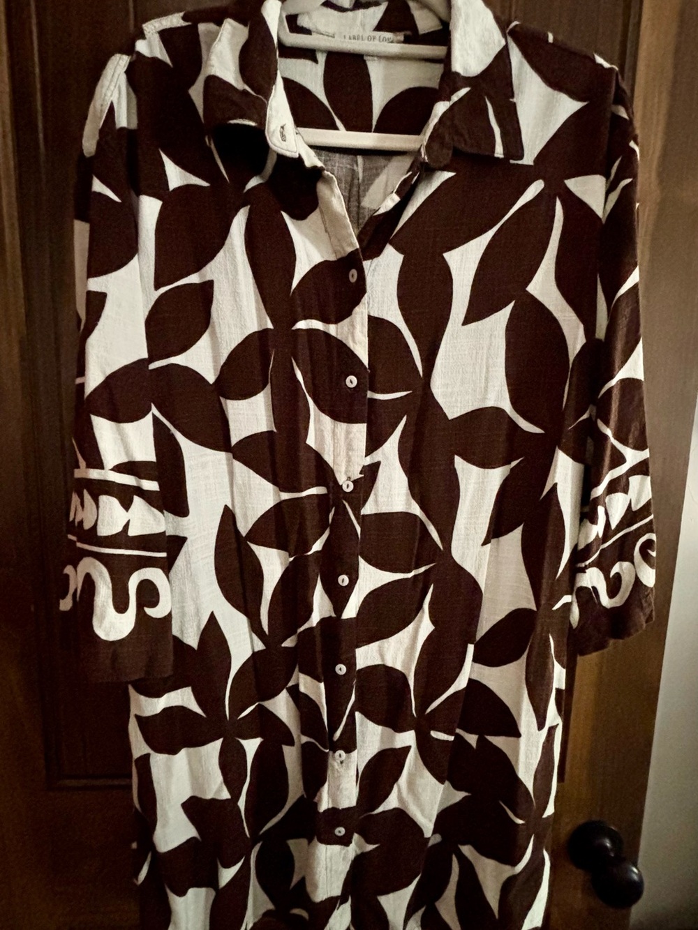 Button-Front Women’s Brown & White Leaf Print Shirt XL Long